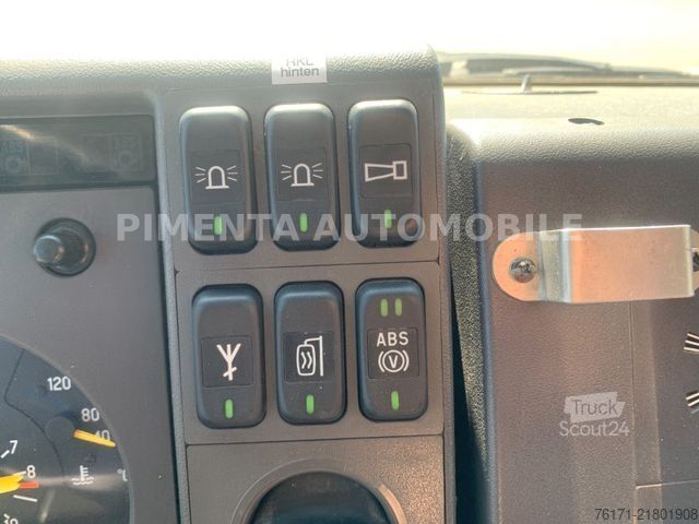 Camião de caixa fechada MERCEDES-BENZ 917 AF