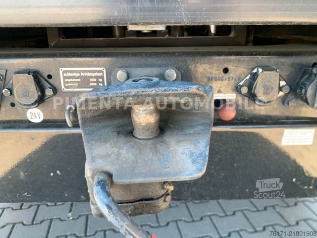 Camião de caixa fechada MERCEDES-BENZ 917 AF