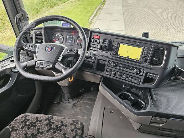  SCANIA R450