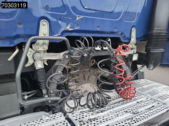 Volumetrekker Mercedes Actros 1845 Actros 4X2 GigaSpace Mega 2xTanks 8...