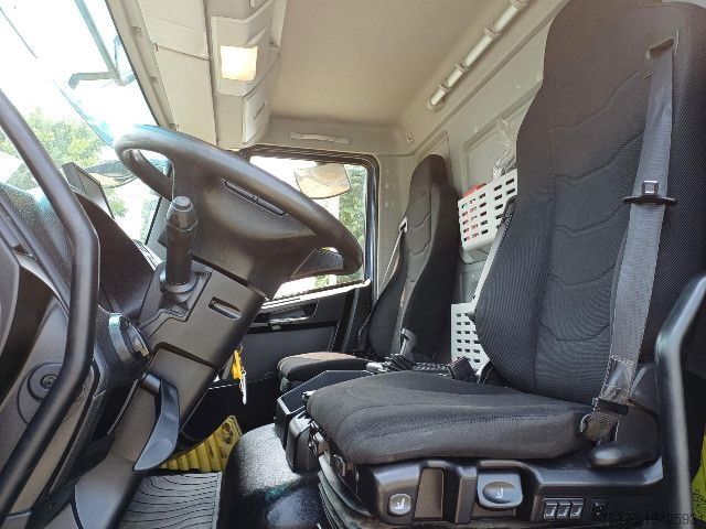 Camion per usi speciali IVECO EUROCARGO ML140E25/P