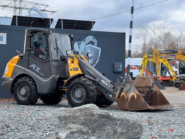 Kolový nakladač MECALAC Ahlmann AX 700, PG, 4-in 1 , 1800BH,ZW75 Hitachi