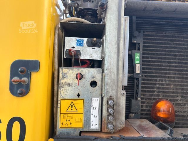 Escavatore gommato LIEBHERR A 900 C ZW Litronic / 18.866h / 2008