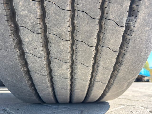 Kroklastbil MERCEDES-BENZ Arocs 3240 8x4 Tridem VDL 25T Abrollkipper*Klima