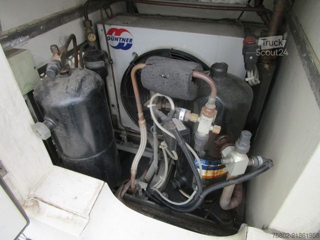 Fourgon isotherme frigorifique IVECO Daily 35S11 *Mod.2012+Tiefkühl Koffer 10 Türen*