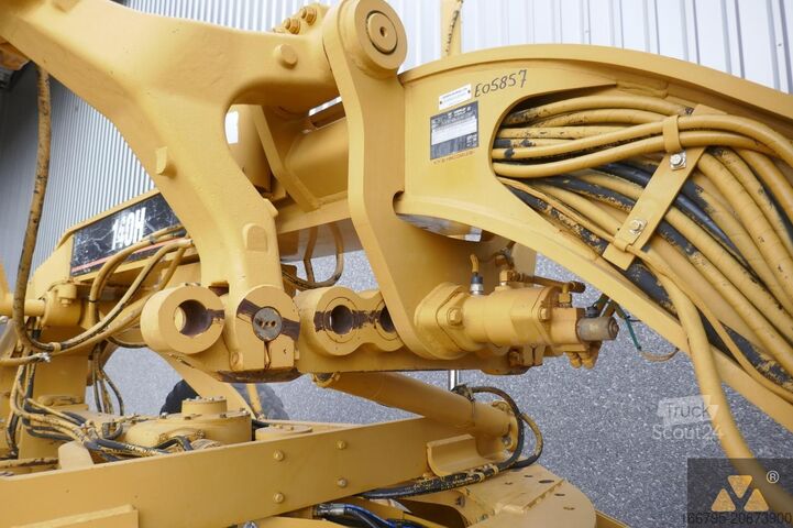 Grader Caterpillar 140H