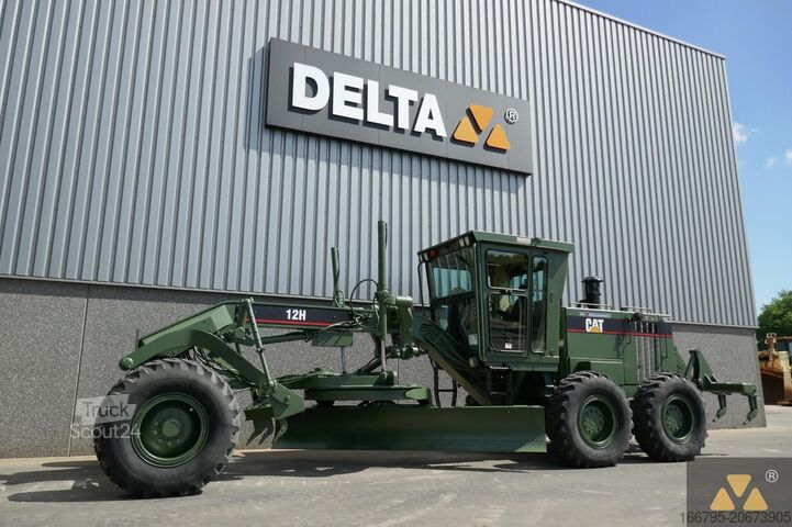 Grader Caterpillar 12H Ex-military