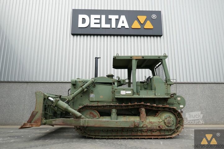 Puskutraktori Caterpillar D7F Ex-army