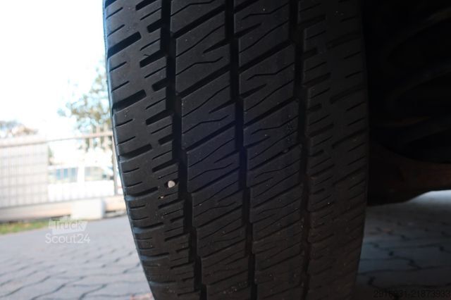 Panelvan MERCEDES-BENZ Vito111 CDI lang/ Werkstatt / SHZ / Klima FN:247