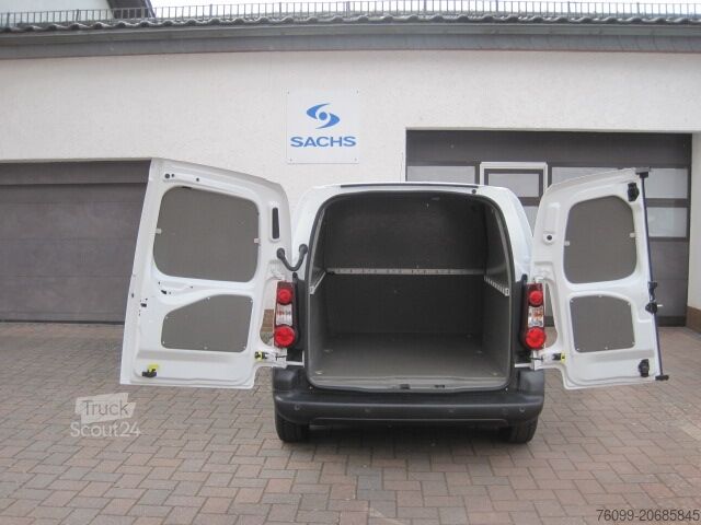 Dube special transformate Peugeot Partner HDI Hygieneausbau 3-Sitzer M+S