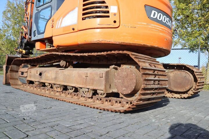 Pelle sur chenilles Doosan DX140LCR-3 | DX 140 LCR-3 | TILT ROTATOR | BUCK...