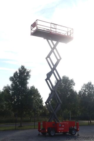 Elevador de tijera Manitou 120 SC -2 | 12 METER | 454 KG