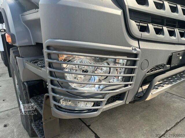 Brezenta Mercedes-Benz Arocs 3340 Multi Purpose Vehicle