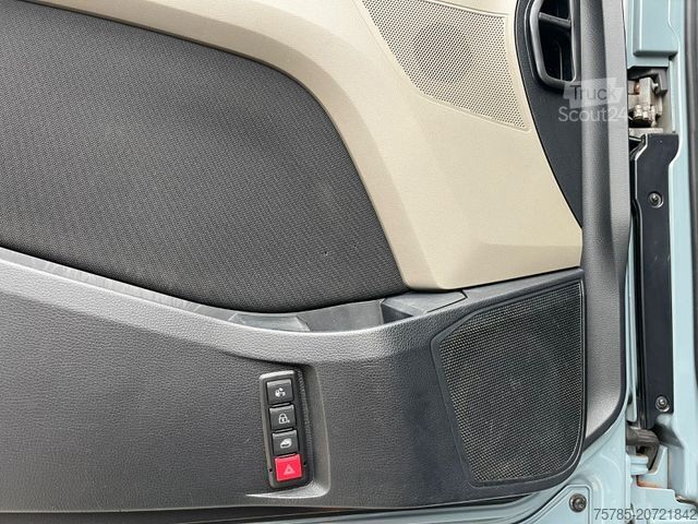 Автомобиль с заменяемым кузовом MAN 26.510