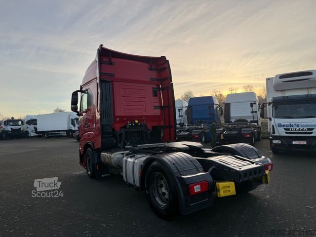 Standard tractor unit IVECO Stralis S-WAY AS440S48T/P Standklima Retarder