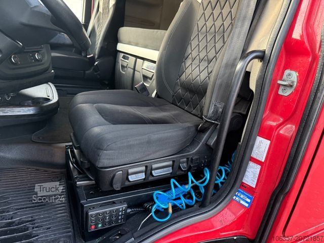 Standard tractor unit IVECO Stralis S-WAY AS440S48T/P Standklima Retarder