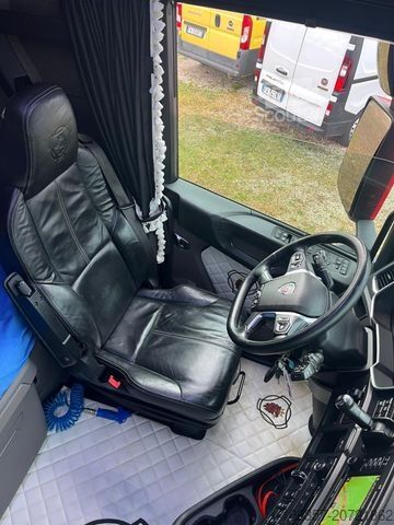 Τυπική μονάδα τράκτορα SCANIA S500 Highline Standklima,Retarder,Vollluft