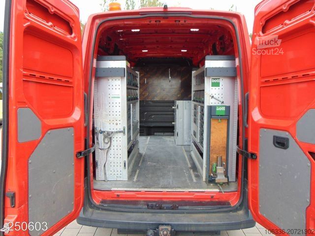 Ван с висока покривка VOLKSWAGEN Crafter 2.0 TDI 4Motion AUTOM.-AHK-BOTT-KAMERA