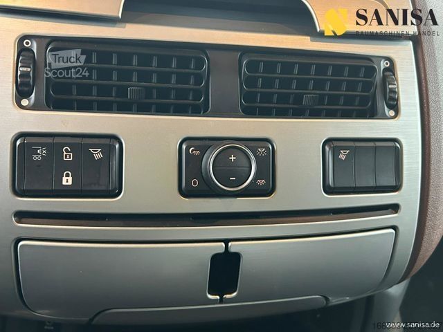 Standard SZM DAF XF530FT/Super Space Cab/Standheizung/Acc