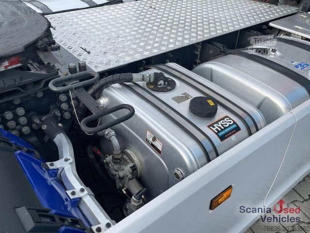 Kamion za prevoz opasnih materija Scania S 560 A4x2NB RETARDER SUPER! HYDRO ADR VECTO 3