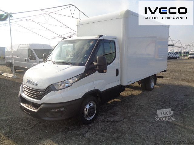 Transporter mit Koffer IVECO DAILY 35C16