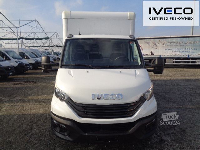 Transporter mit Koffer IVECO DAILY 35C16
