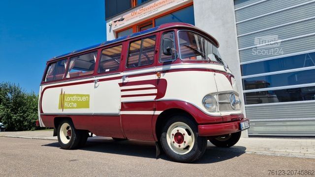 Minibüs MERCEDES-BENZ Vorgänger Sprinter O 319 Samba mit Faltdach AC