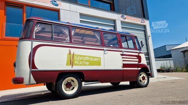 Minibüs MERCEDES-BENZ Vorgänger Sprinter O 319 Samba mit Faltdach AC