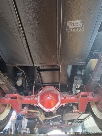 Minibüs MERCEDES-BENZ Vorgänger Sprinter O 319 Samba mit Faltdach AC