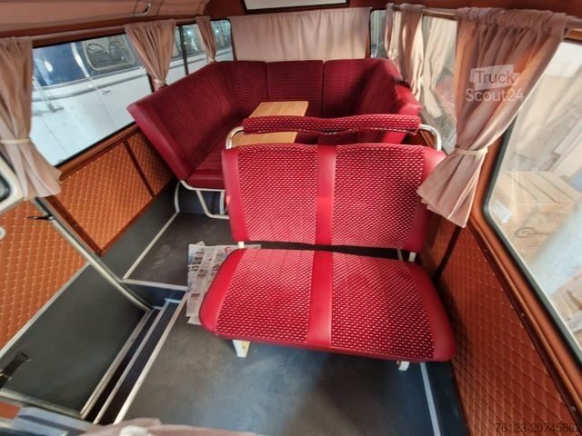 Minibüs MERCEDES-BENZ Vorgänger Sprinter O 319 Samba mit Faltdach AC