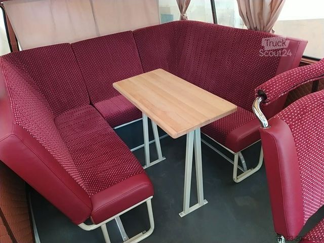 Minibüs MERCEDES-BENZ Vorgänger Sprinter O 319 Samba mit Faltdach AC