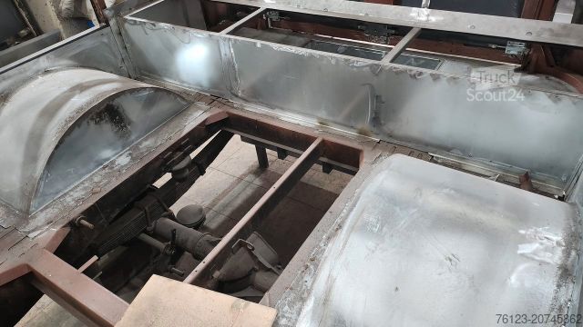 Minibüs MERCEDES-BENZ Vorgänger Sprinter O 319 Samba mit Faltdach AC