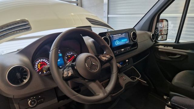 Kleinbus MERCEDES-BENZ Sprinter Lord Light 22 Sitzer 3 x Lagerfahrzeug