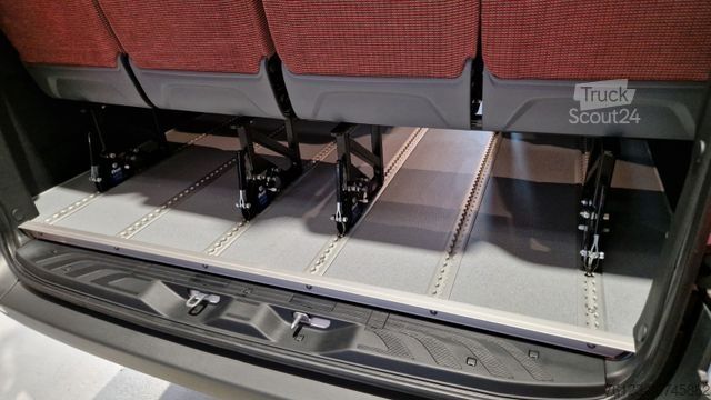 Kleinbus MERCEDES-BENZ Sprinter Lord Light 22 Sitzer 3 x Lagerfahrzeug