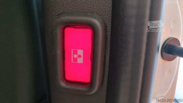 Kleinbus MERCEDES-BENZ Sprinter Lord Light 22 Sitzer 3 x Lagerfahrzeug