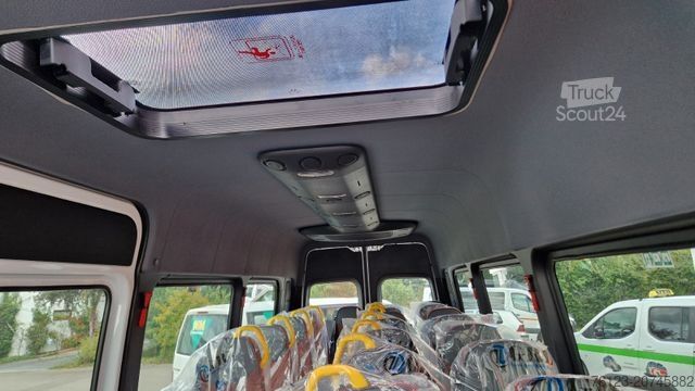 Kleinbus MERCEDES-BENZ Sprinter Lord Light 22 Sitzer 3 x Lagerfahrzeug