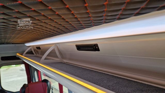 Kleinbus MERCEDES-BENZ Sprinter 315 Tourer 9 SS VIP Systemboden Stock