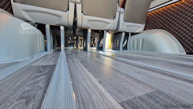 Kleinbus MERCEDES-BENZ Sprinter 315 Tourer 9 SS VIP Systemboden Stock