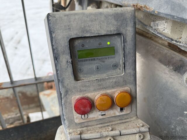 Rupsgraafmachine Liebherr R944C T KOPARKA GĄSIENNICOWA