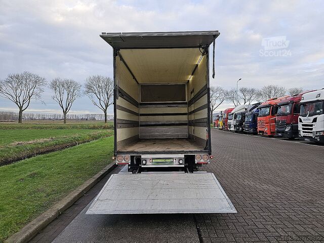 Valise MERCEDES-BENZ SPRINTER 316 Bakwagen Laadklep!