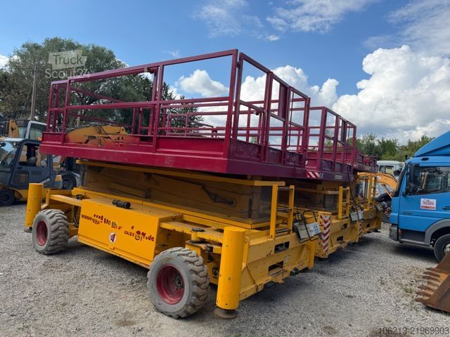 Pracovná plošina  HollandLift Q135DL24-4WD15.50m,B165DL25-4 18.50m