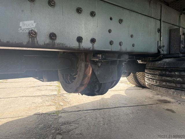 Chassi de caminhão DAF CF 85.360 6X2 chassis EURO 2 ZF Manual Gearbox R