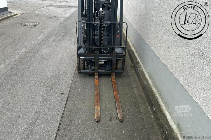 3 roues électriques Linde E16C EVO