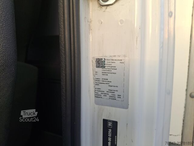 Tovorno vozilo s kesonom Mercedes-Benz ATEGO 1218 L - E6