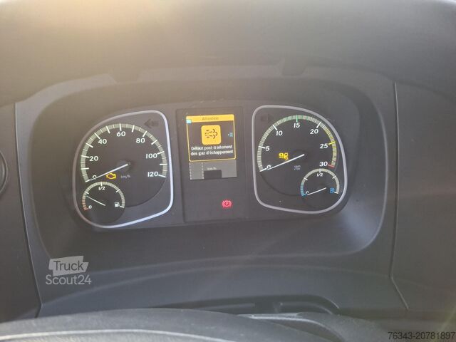 Tovorno vozilo s kesonom Mercedes-Benz ATEGO 1218 L - E6