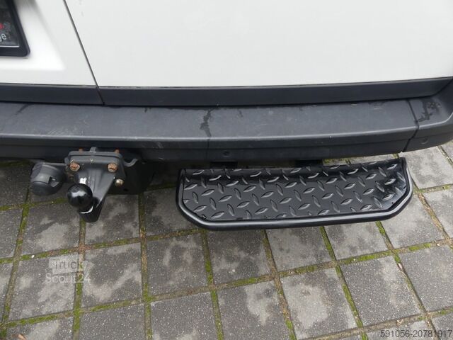 Ploščati dostavnik Volkswagen Crafter Kasten 35 2.0 TDi MR LED/AHK/KAM/DAB/NAVI