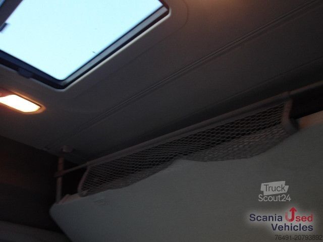 Φορτηγό επικίνδυνων υλικών Scania R 460 A4x2NA Schubbodenhydraulik