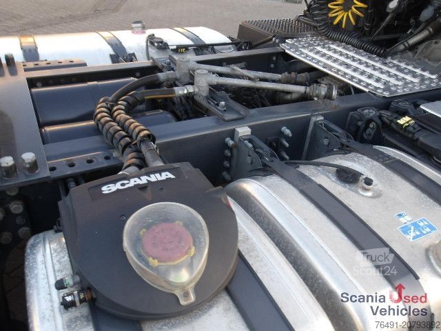 Φορτηγό επικίνδυνων υλικών Scania R 460 A4x2NA Schubbodenhydraulik