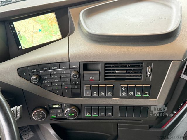 Trattore stradale standard VOLVO FH 460 Globetrotter, Voll-Spoiler, 2x Tank