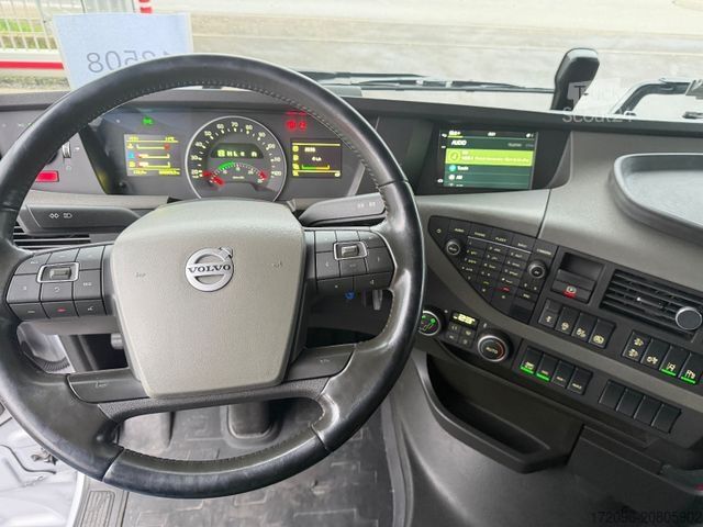 Trattore stradale standard VOLVO FH 460 Globetrotter, Voll-Spoiler, 2x Tank